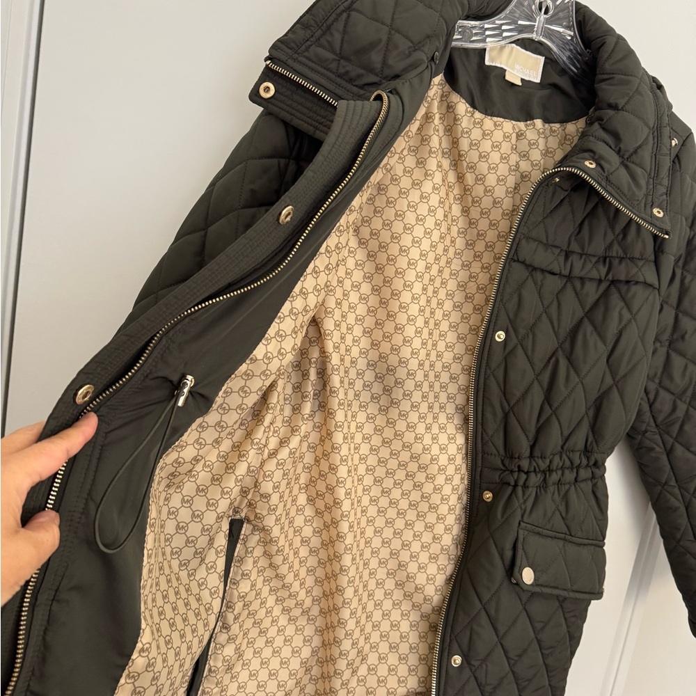 Michael Kors Quilted Puffer Jacket in Dark Green - Picture 3 of 11